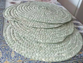 زیر بشقابی و زیر قابلمه ای